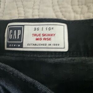 Gap true skinny black